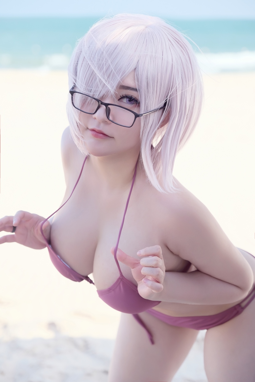20240416181234-55f064245c59-16_Potato_Godzilla_Mashu_Bikini_16.jpg