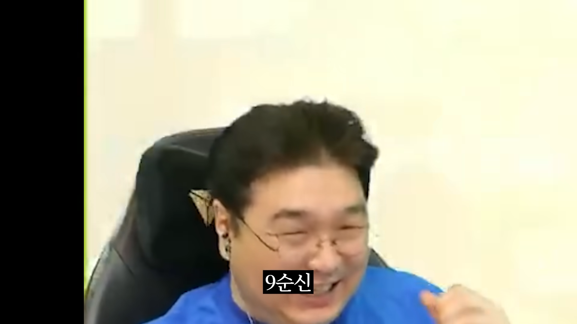 i1939216085.png