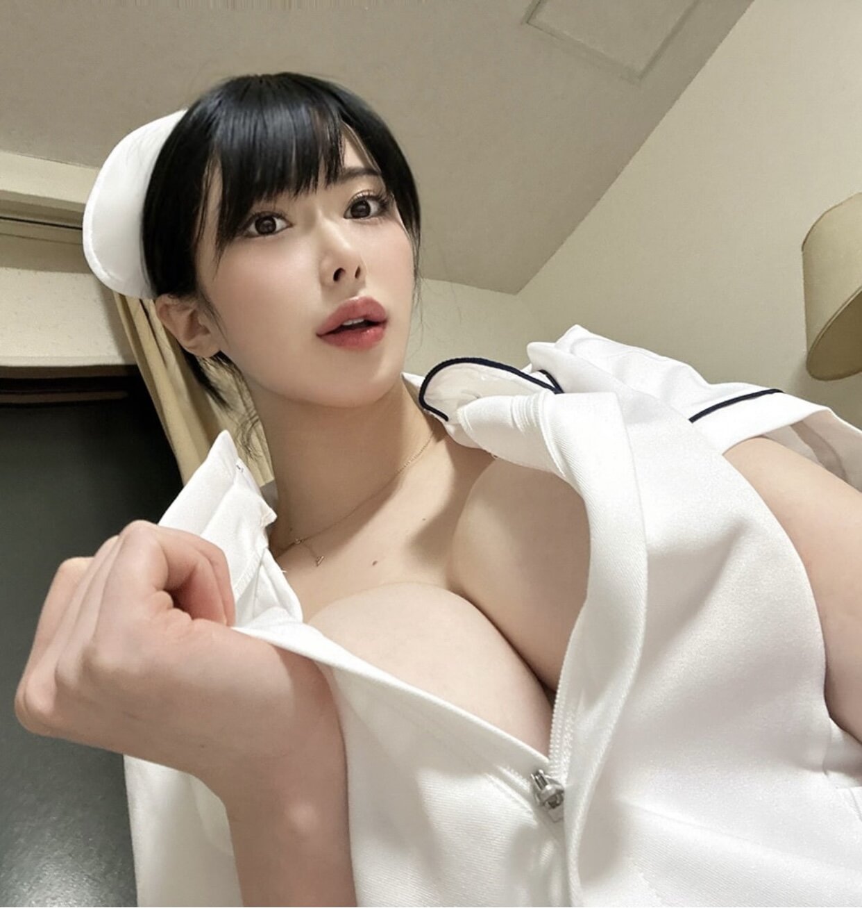 i1889572616.jpg