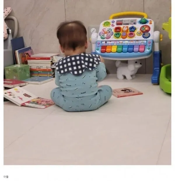 i1932878025.webp