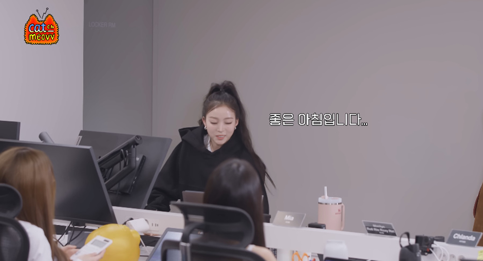 i1936061528.png