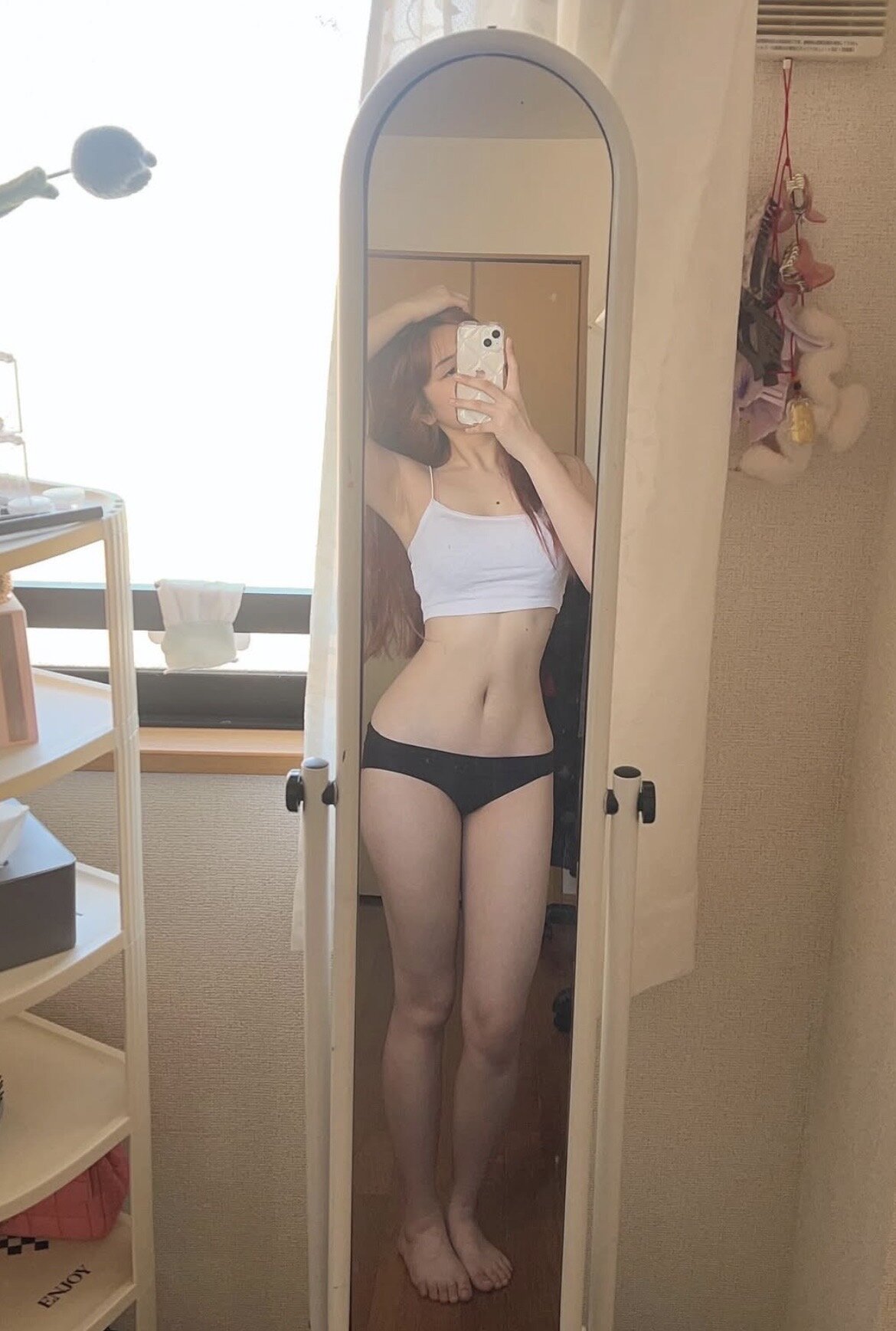 i1973827955.jpg