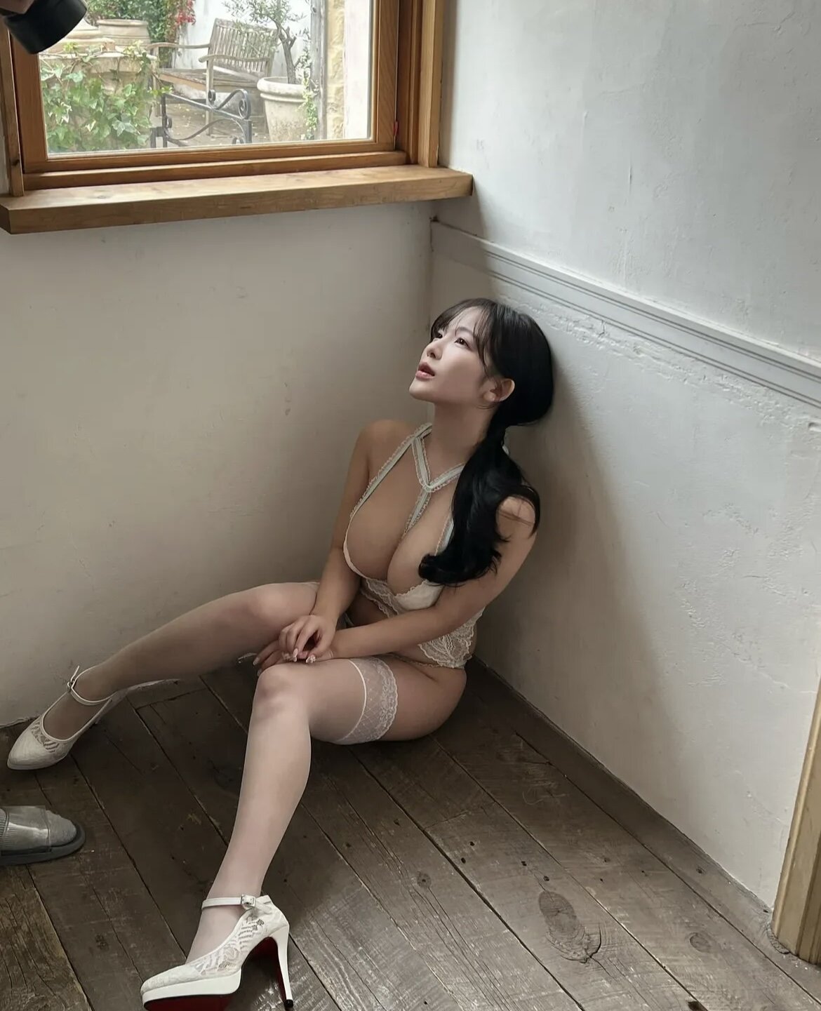 i1974083165.jpg