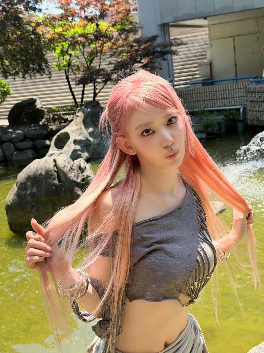 i1265690826.jpg