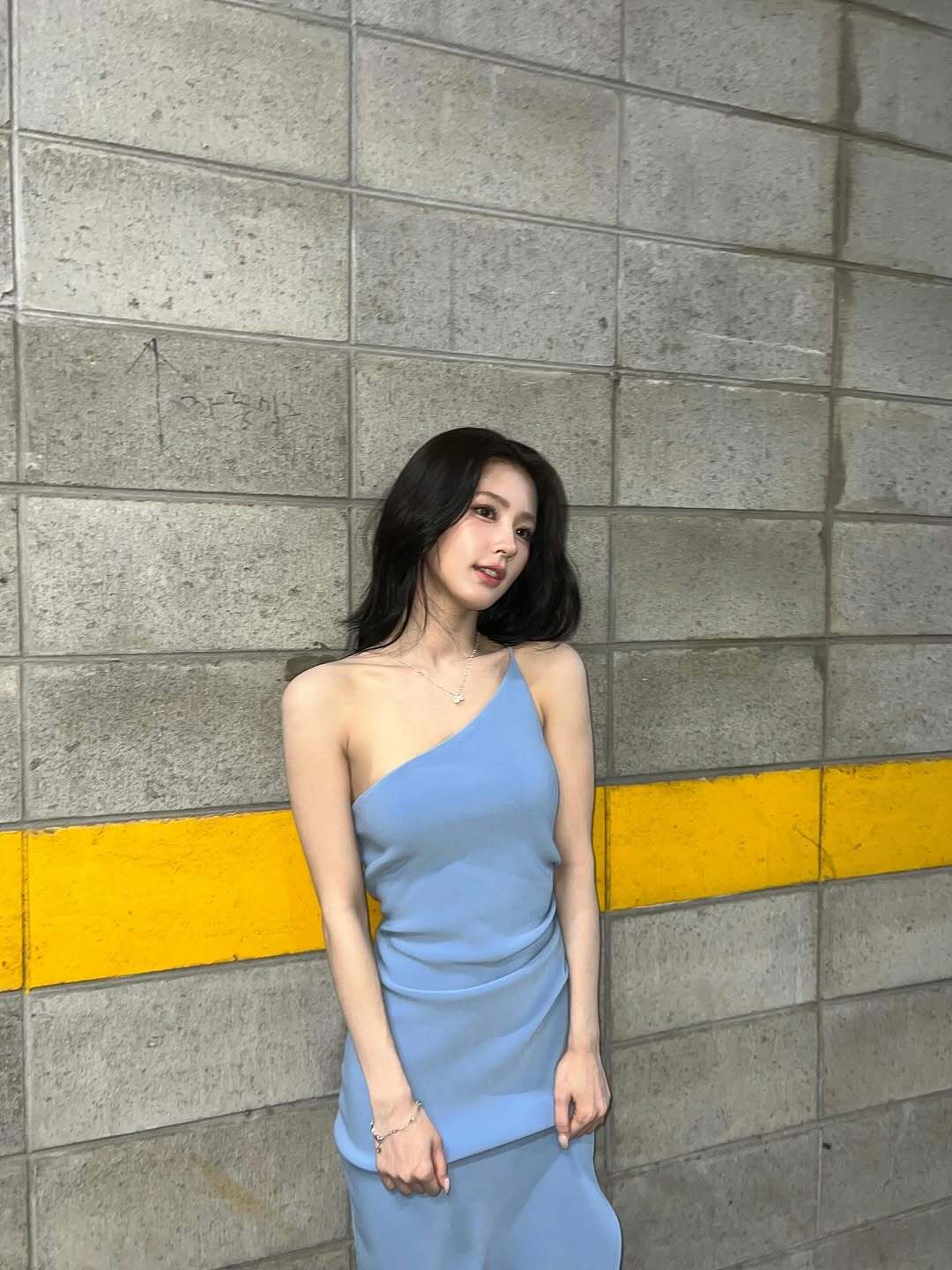 i1736836176.jpg