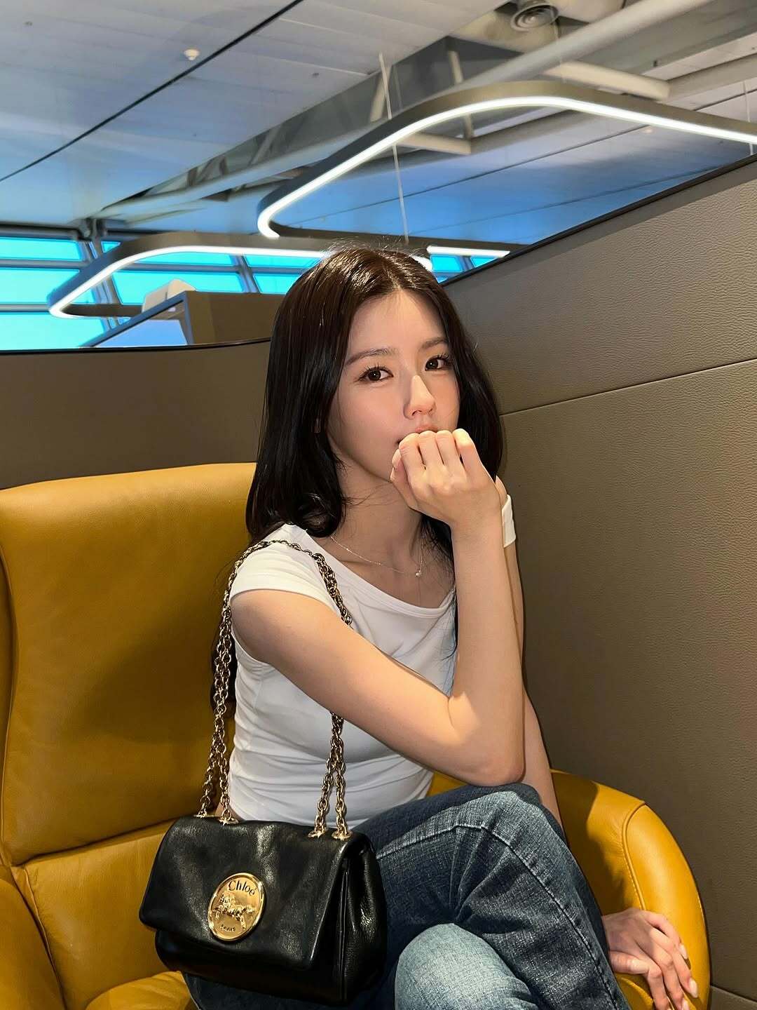 i1984852626.jpg